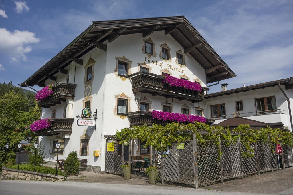 Landgasthof Pfarrwirt Thiersee Exterior foto