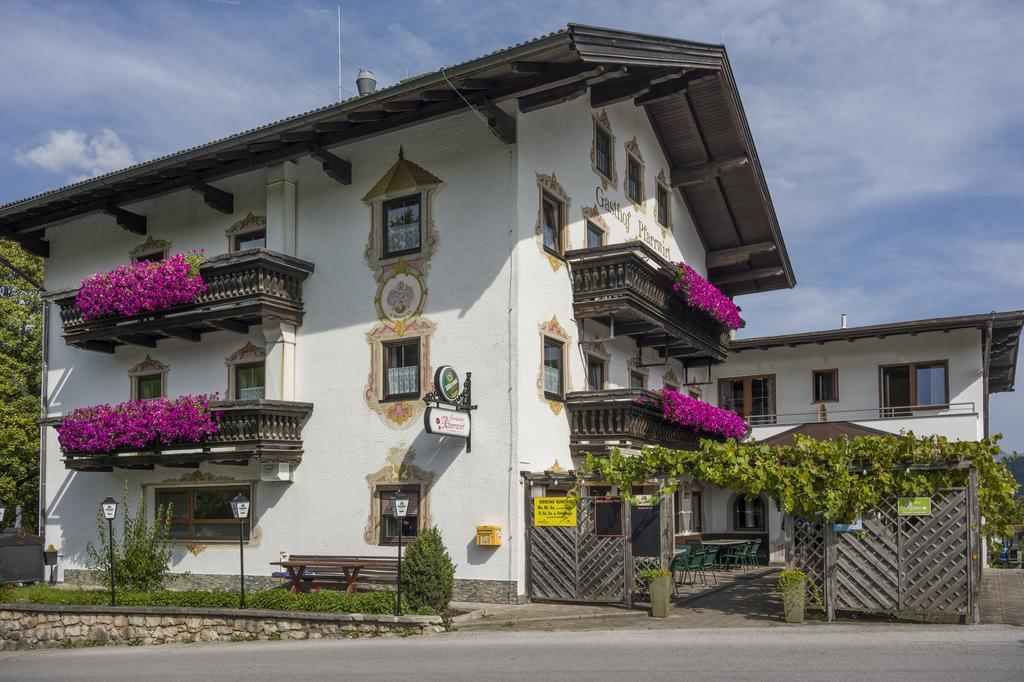 Landgasthof Pfarrwirt Thiersee Exterior foto